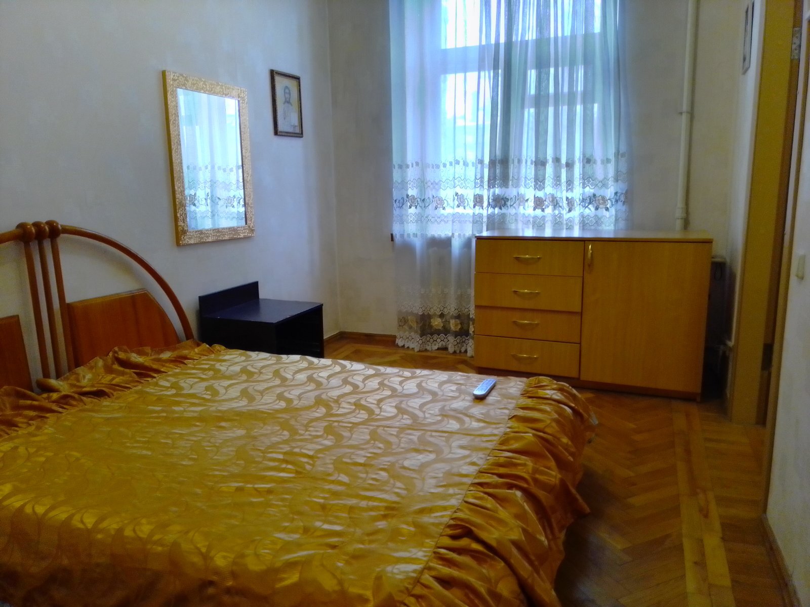 3-комнатная квартира посуточно 87 м², Слобожанский просп., 93