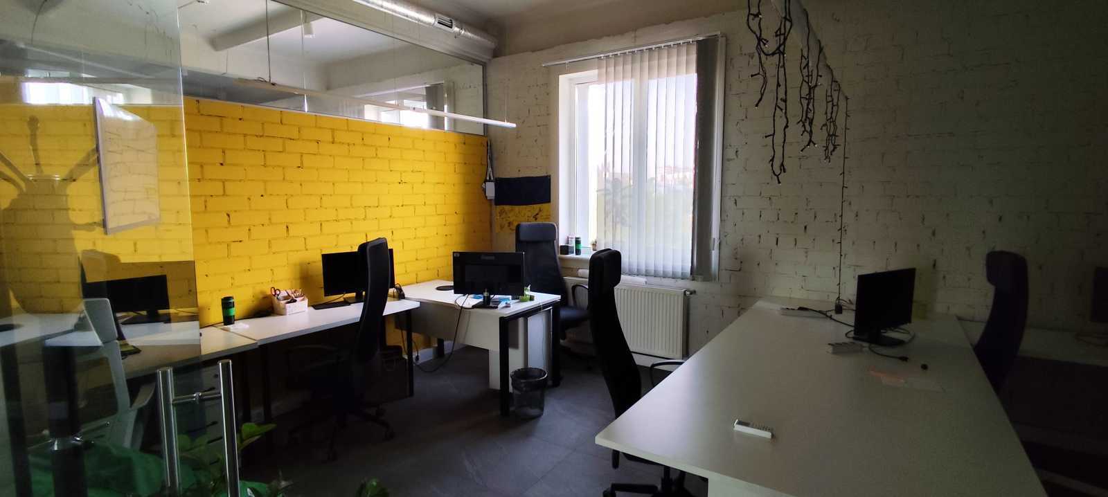 Оренда офісу 294 м², Залізничне шосе, 2А