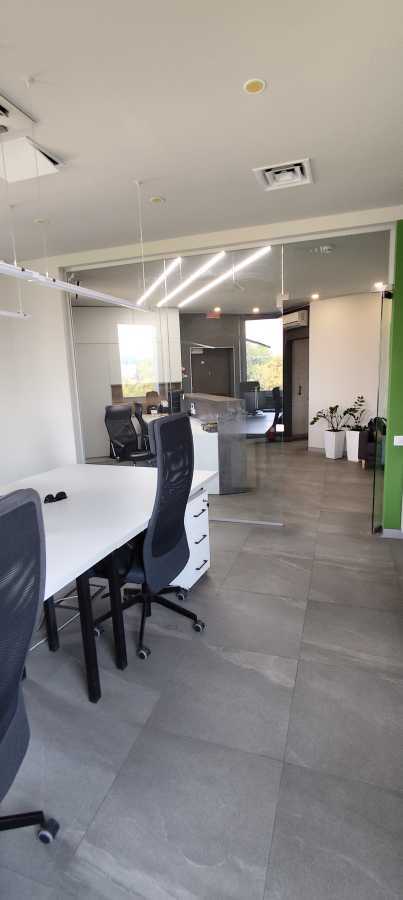 Оренда офісу 294 м², Залізничне шосе, 2А