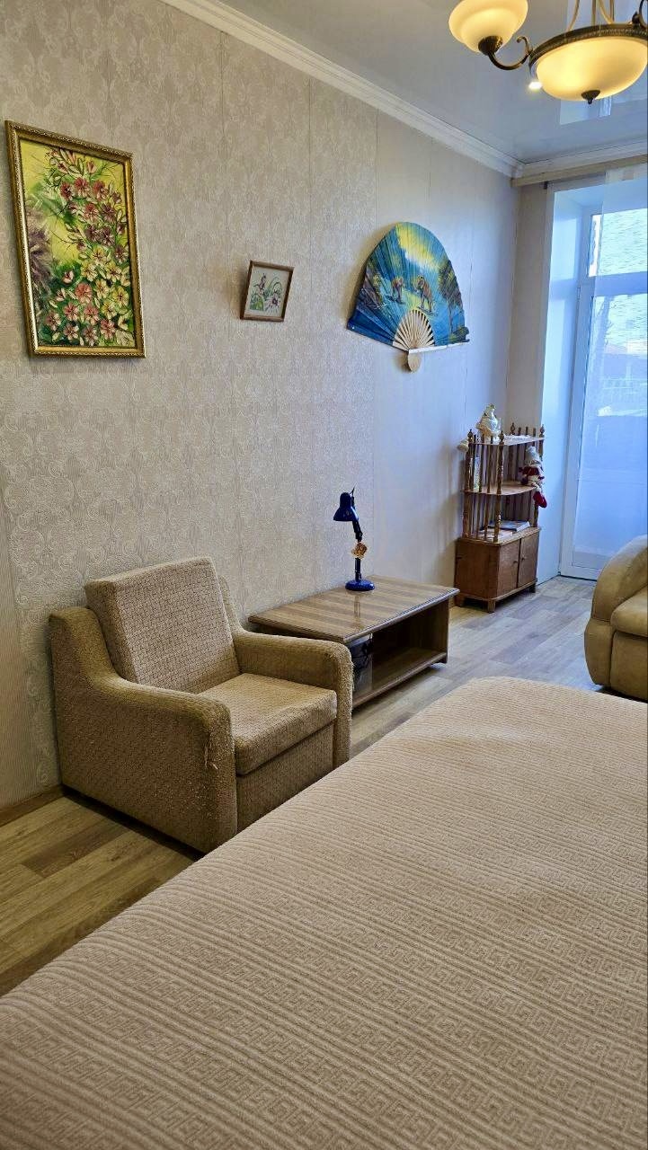 Продажа 2-комнатной квартиры 49 м², Вокзальная пл., 1