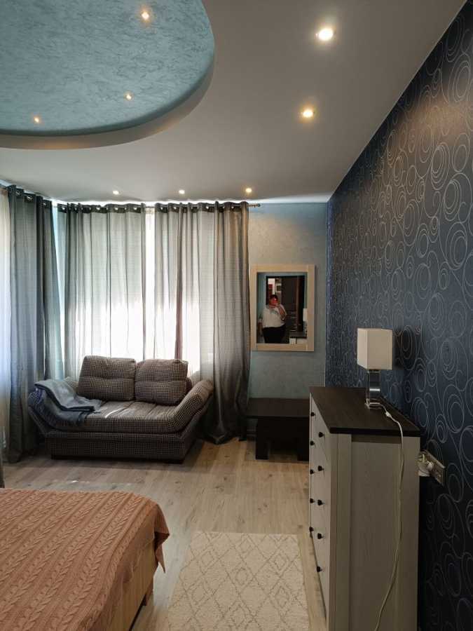 Аренда 2-комнатной квартиры 47 м², Николая Зерова ул., 8