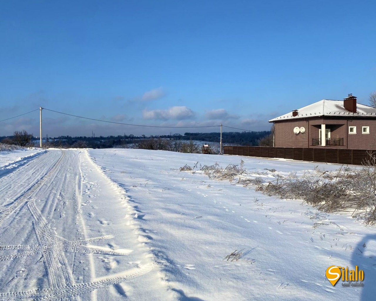 Продаж ділянки під індивідуальне житлове будівництво 10 соток