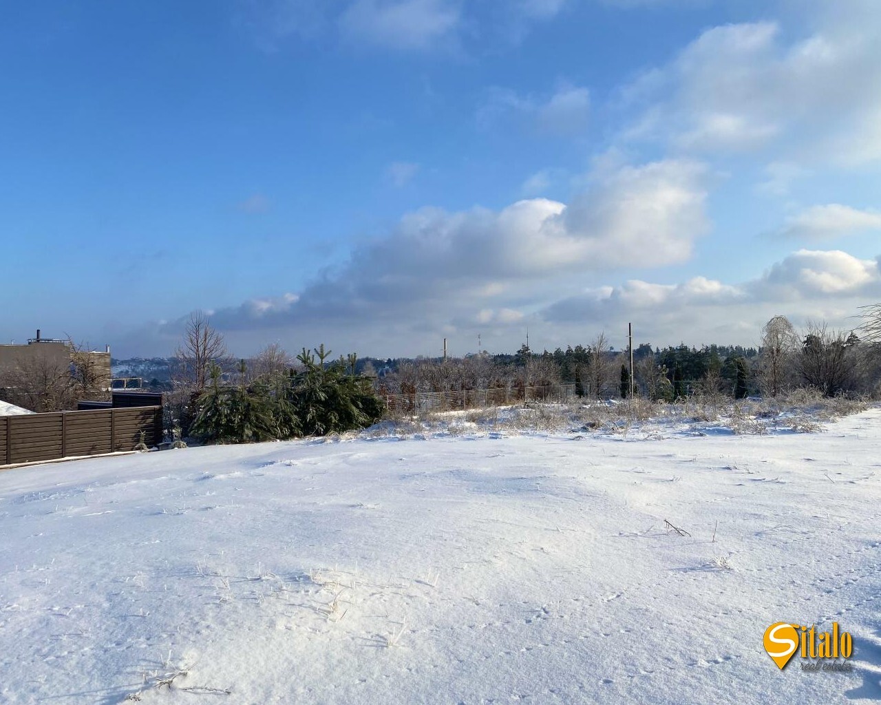 Продаж ділянки під індивідуальне житлове будівництво 10 соток