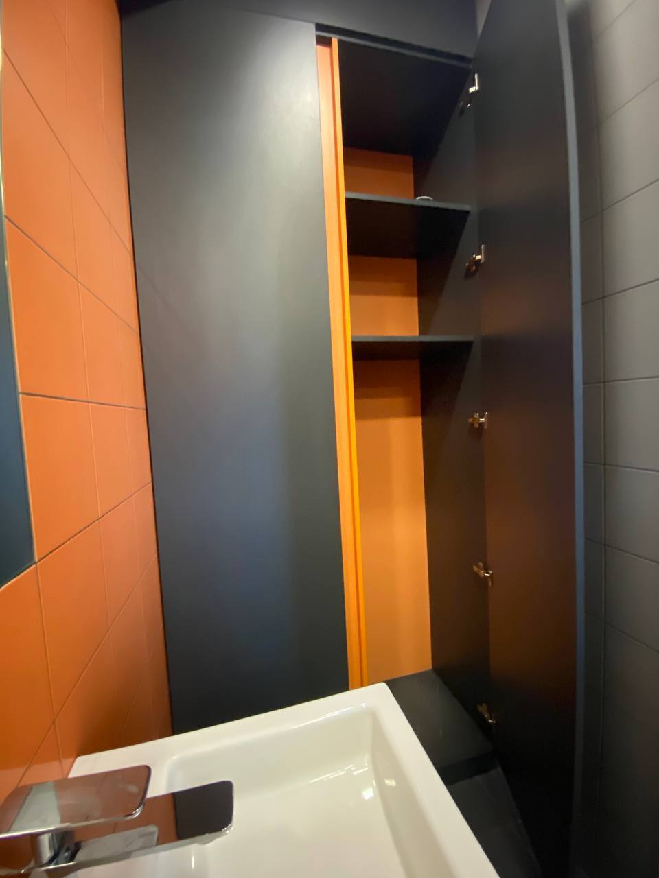 Оренда офісу 93 м², Сергія Подолинського вул.