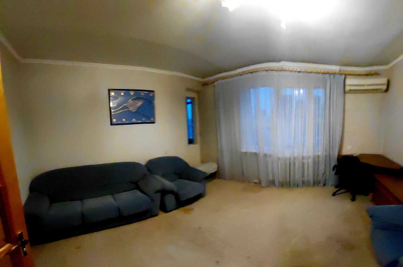 Оренда 2-кімнатної квартири 52 м², Нововокзальна вул., 21