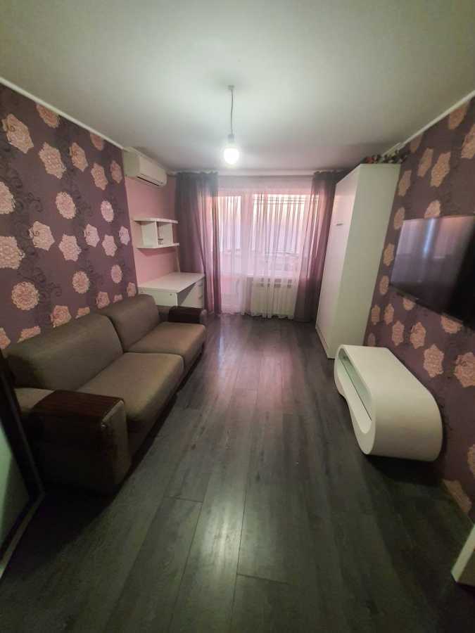 Оренда 1-кімнатної квартири 34 м², Райдужна вул., 3А