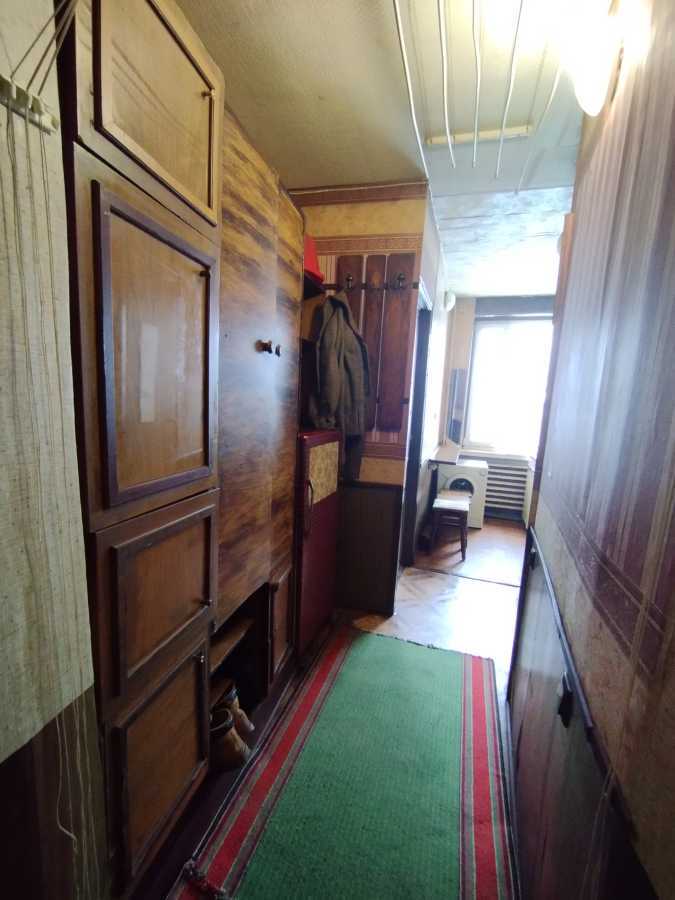 Оренда 1-кімнатної квартири 27 м², Мілютенка вул., 3