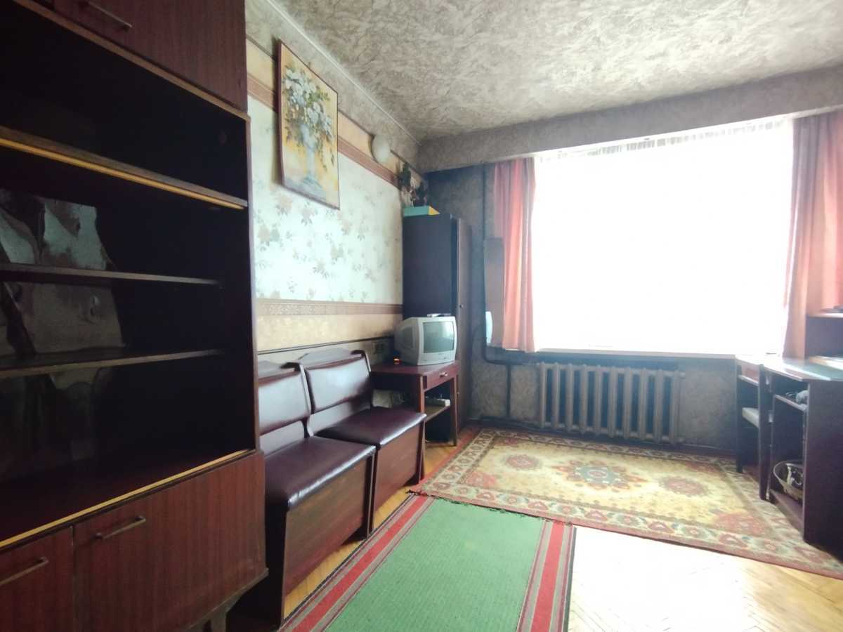 Оренда 1-кімнатної квартири 27 м², Мілютенка вул., 3