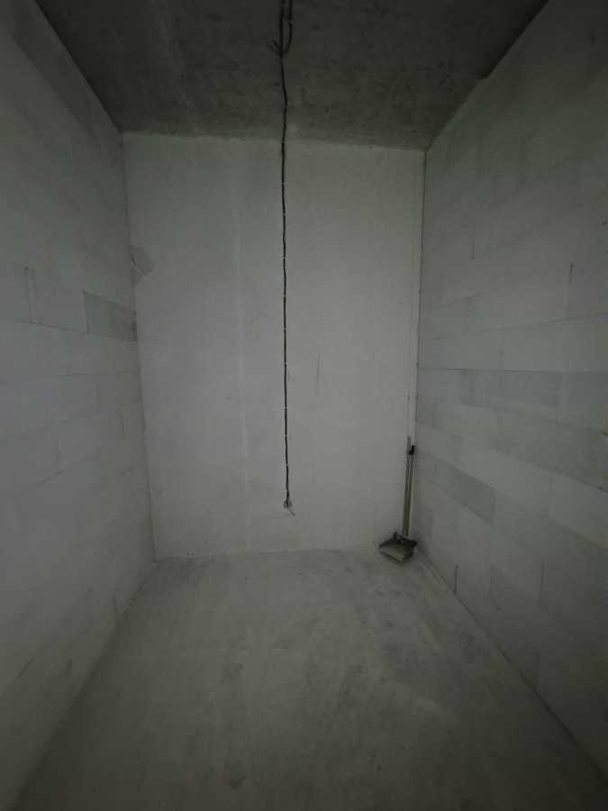 Продаж 2-кімнатної квартири 69 м², Покровська вул., 24