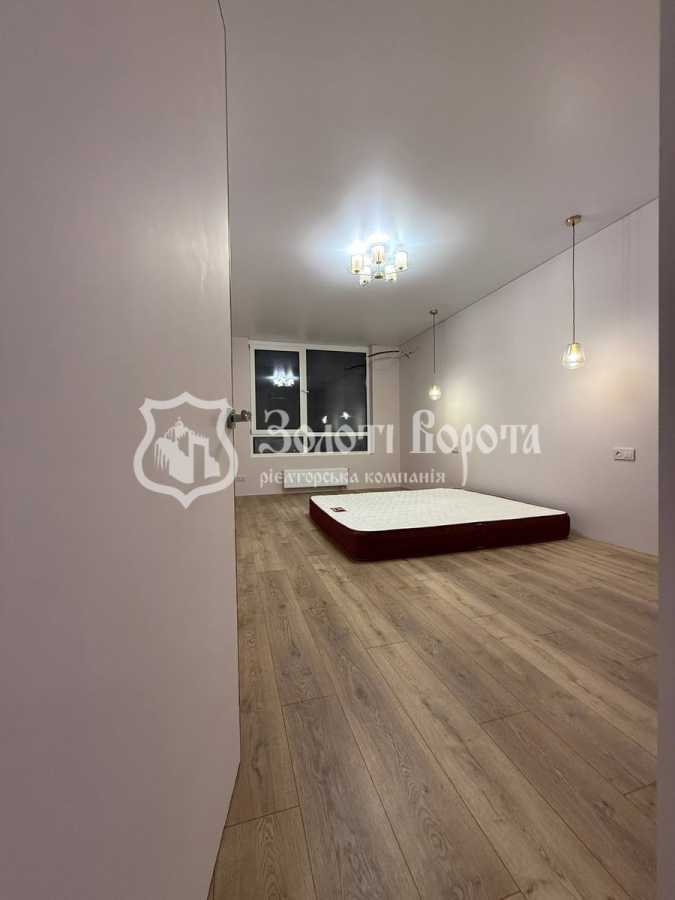 Продажа 3-комнатной квартиры 76 м², Днепровская наб., 15Ж