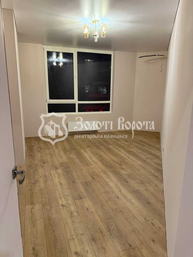 Продажа 3-комнатной квартиры 76 м², Днепровская наб., 15Ж