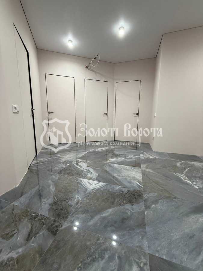 Продажа 3-комнатной квартиры 76 м², Днепровская наб., 15Ж