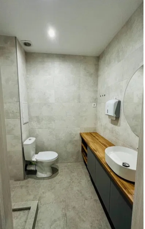 Оренда офісу 55 м², Каманіна вул.