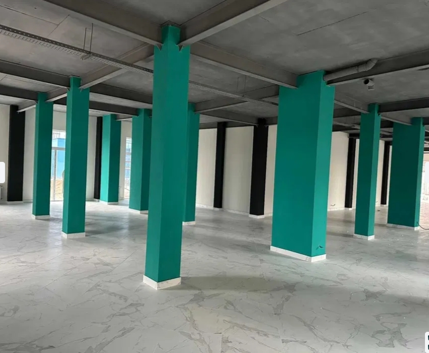 Аренда торгового помещения 163 м², Небесной Сотни просп.