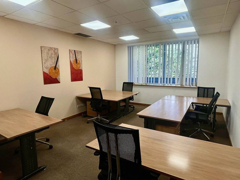 Оренда офісу 30 м², Шовковична вул., 42/44