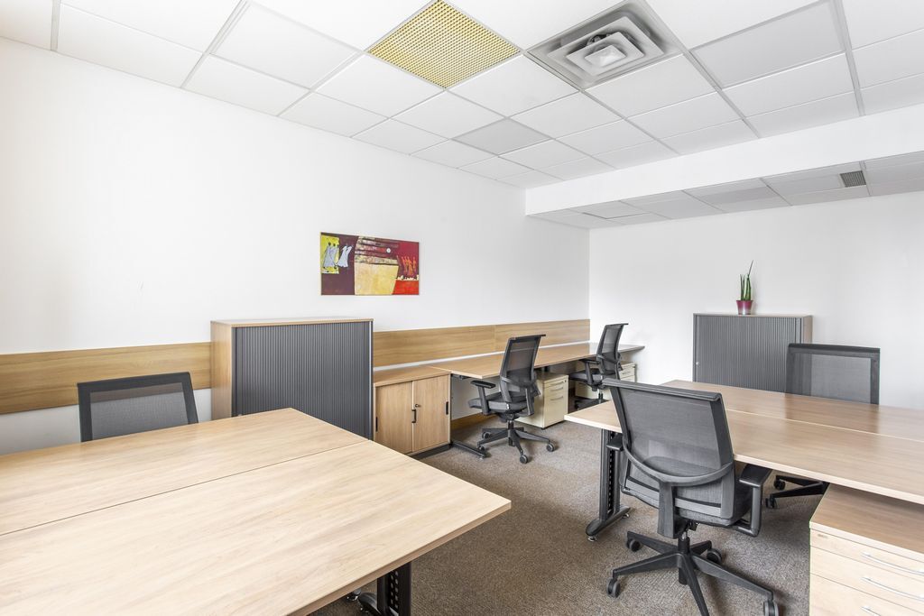 Аренда офиса 45 м², Шелковичная ул., 42/44