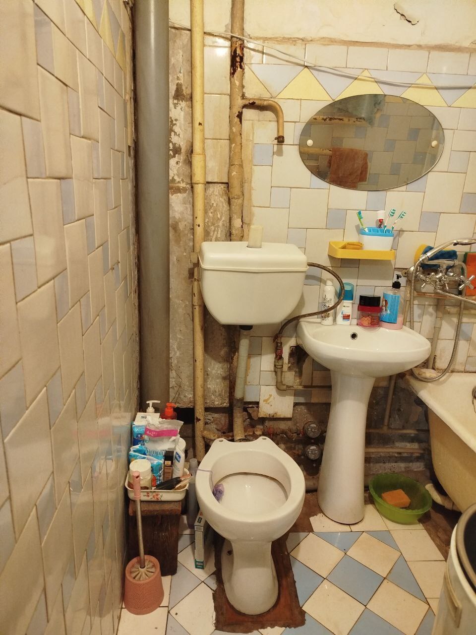 Продаж 2-кімнатної квартири 46 м², Батумська вул.