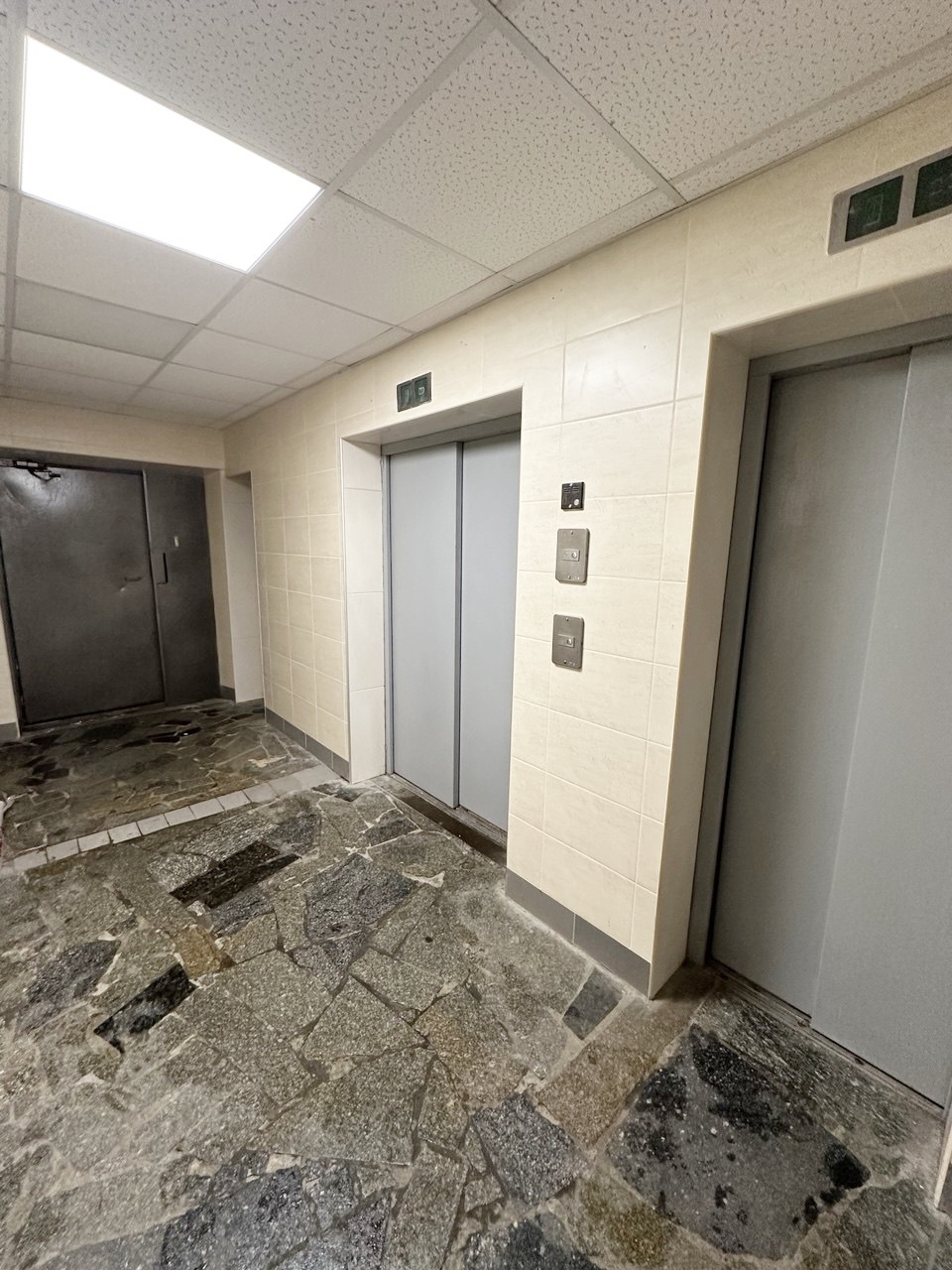 Продажа 3-комнатной квартиры 70 м², Победы просп., 95