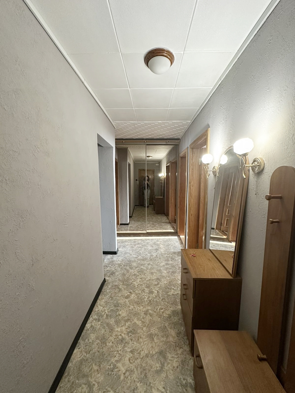 Продажа 3-комнатной квартиры 70 м², Победы просп., 95