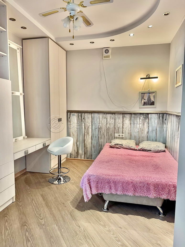 Аренда 3-комнатной квартиры 65 м², Среднефонтанская ул., 19А