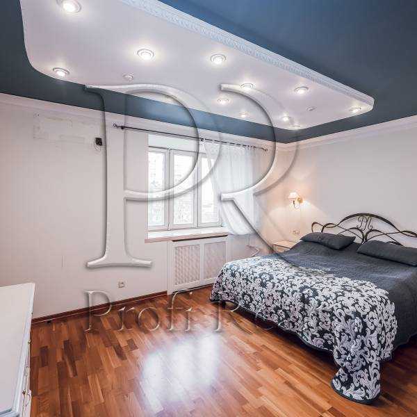 Продаж 3-кімнатної квартири 147 м², Драгоманова вул., 17