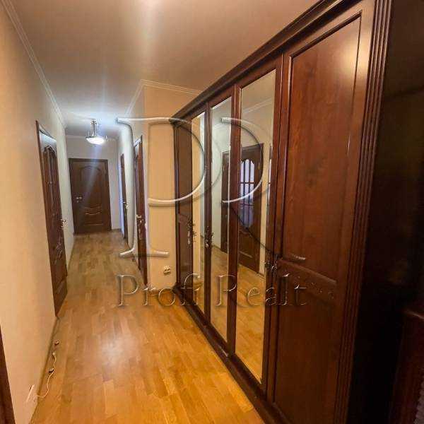 Продаж 3-кімнатної квартири 80 м², Генерала Генадія Воробйова вул., 13е