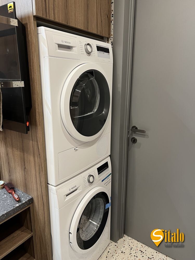 Продаж 2-кімнатної квартири 48 м², Зарічна вул.