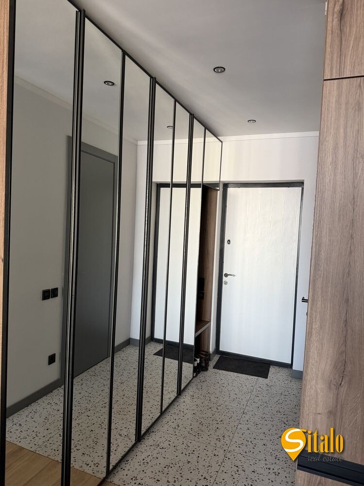 Продаж 2-кімнатної квартири 48 м², Зарічна вул.