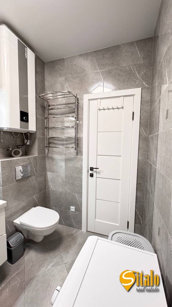 Продажа 1-комнатной квартиры 44.7 м², Драгоманова ул., 10