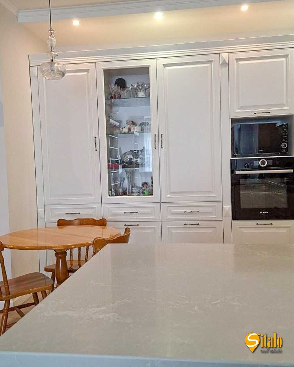 Продажа 2-комнатной квартиры 76.6 м², Драгоманова ул., 2