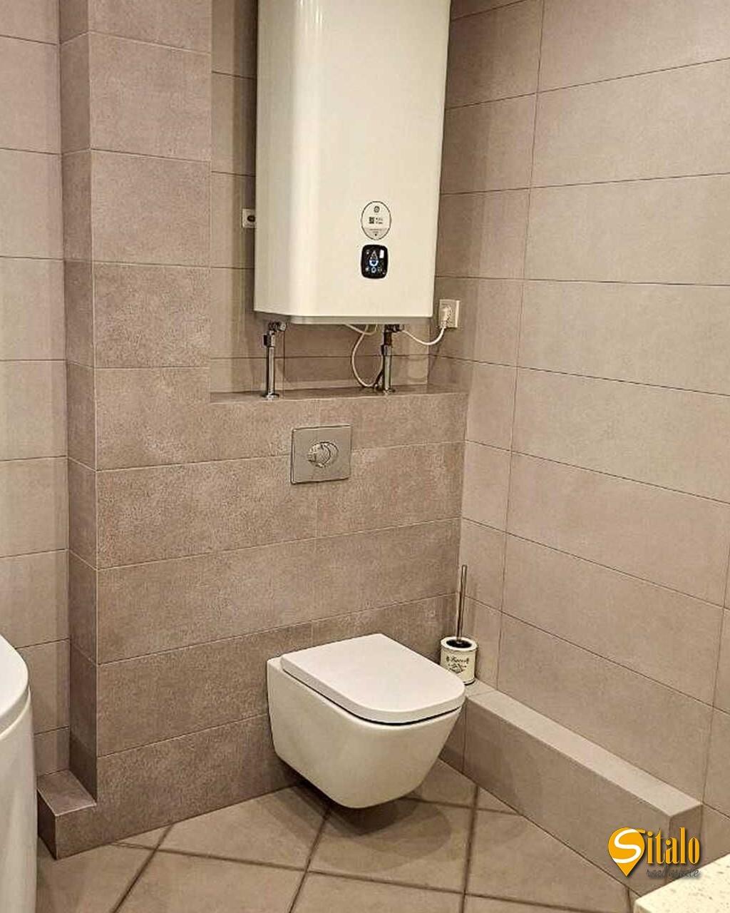 Продажа 2-комнатной квартиры 76.6 м², Драгоманова ул., 2