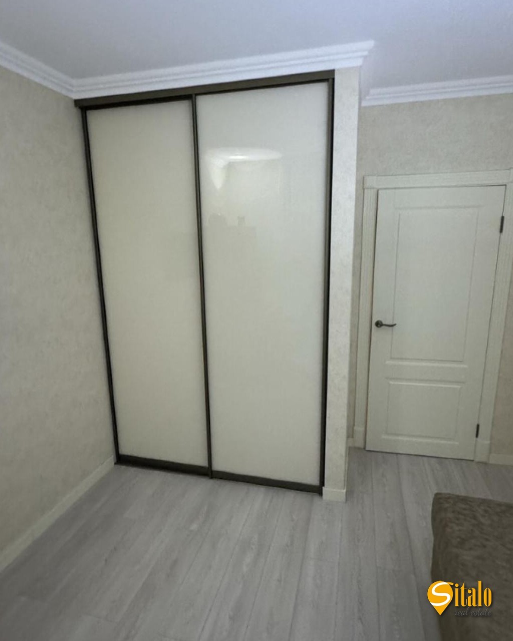 Продажа 4-комнатной квартиры 80 м², Каховская ул., 62А