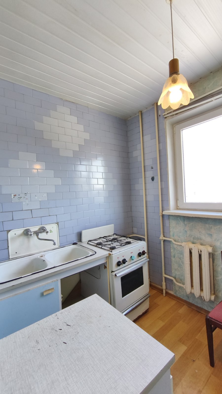 Продаж 4-кімнатної квартири 68 м², Зернова вул.