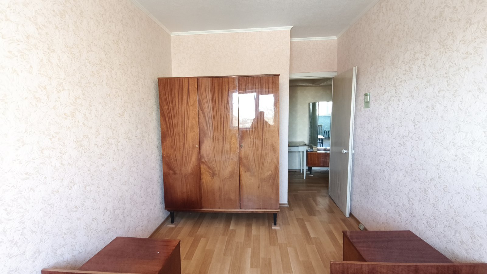 Продаж 4-кімнатної квартири 68 м², Зернова вул.
