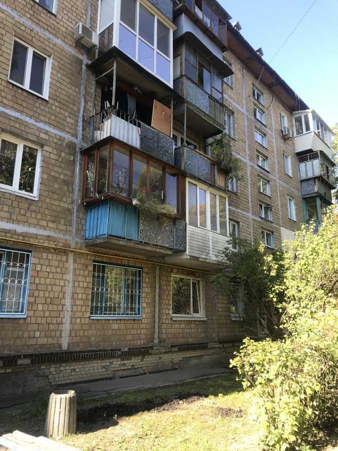 Аренда 2-комнатной квартиры 45 м², Генерала Потапова ул., 1Б