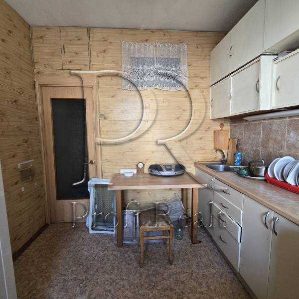 Продаж 3-кімнатної квартири 81 м², Липківського Василя Митрополита вулиця, 37