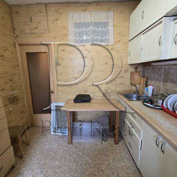 Продаж 3-кімнатної квартири 81 м², Липківського Василя Митрополита вулиця, 37