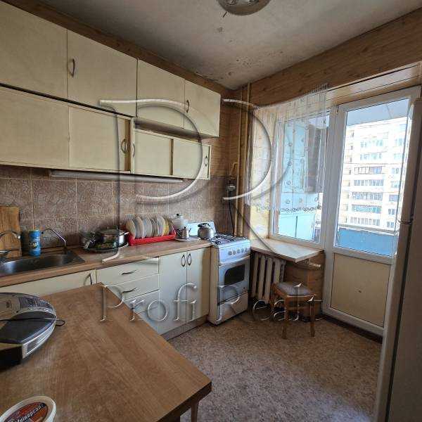 Продаж 3-кімнатної квартири 81 м², Липківського Василя Митрополита вулиця, 37