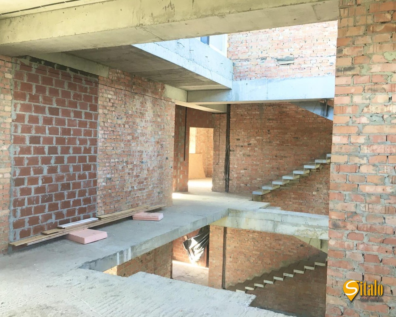 Продажа дома 470 м²