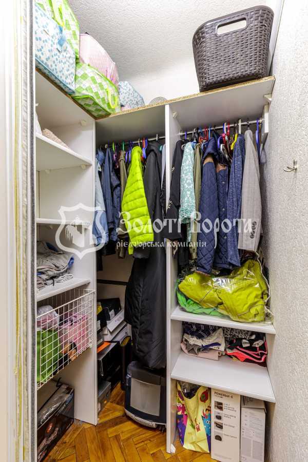 Продажа 3-комнатной квартиры 56.2 м², Верховного Совета бул., 22