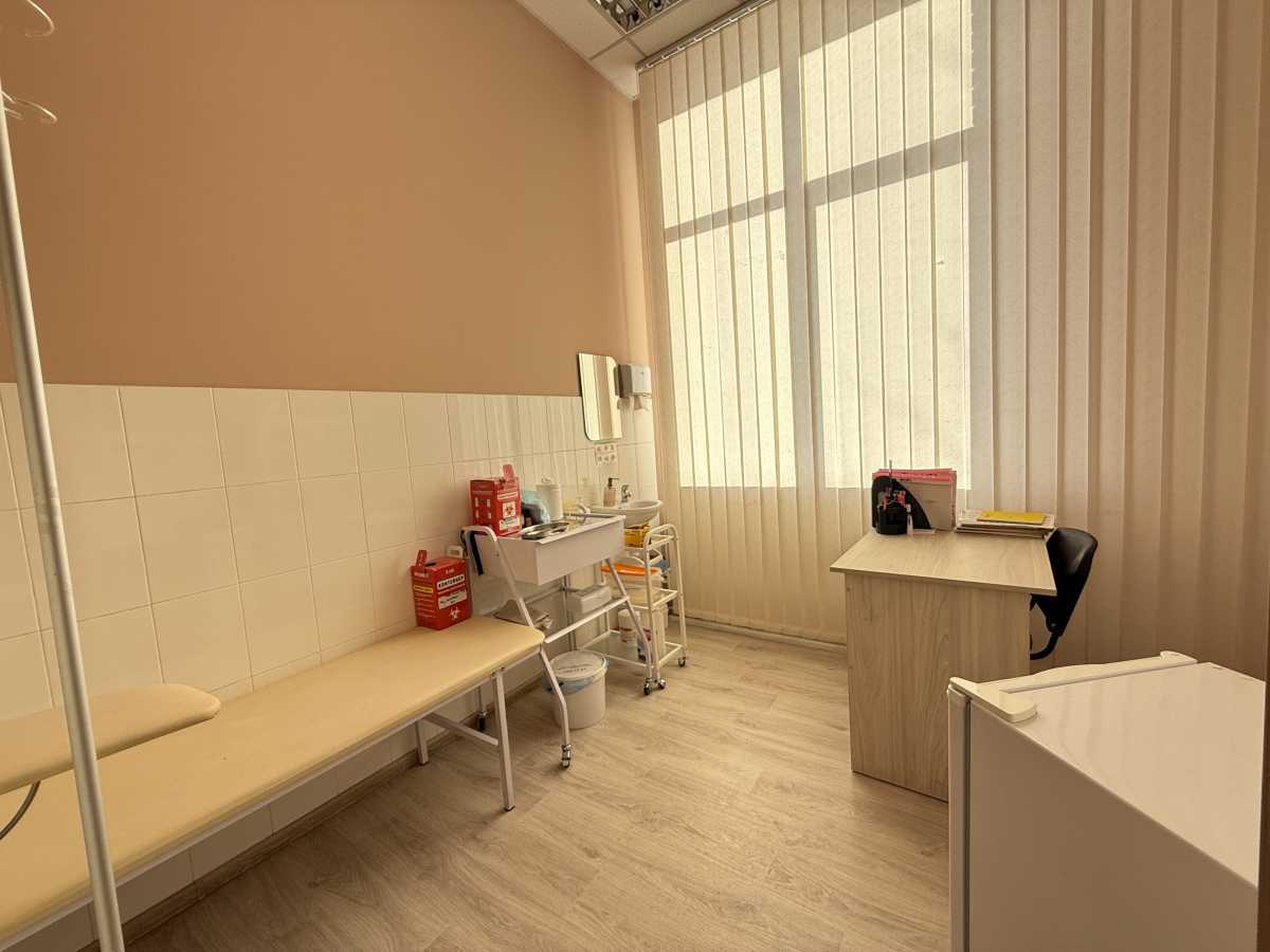 Аренда помещения свободного назначения 153 м², Срибнокильская ул., 12