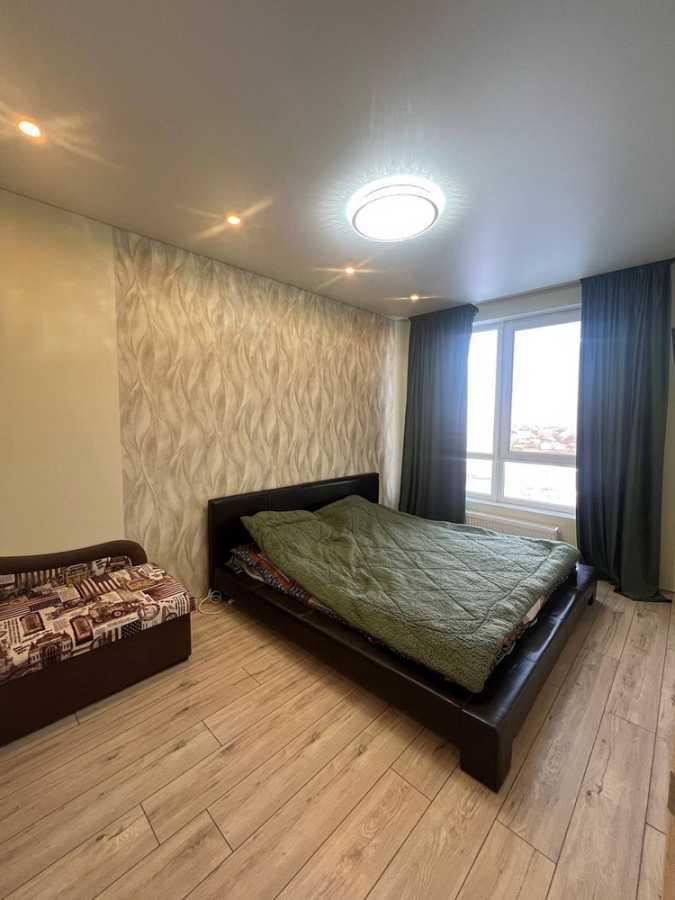 Продаж 1-кімнатної квартири 35 м², Перлинна вул., 11