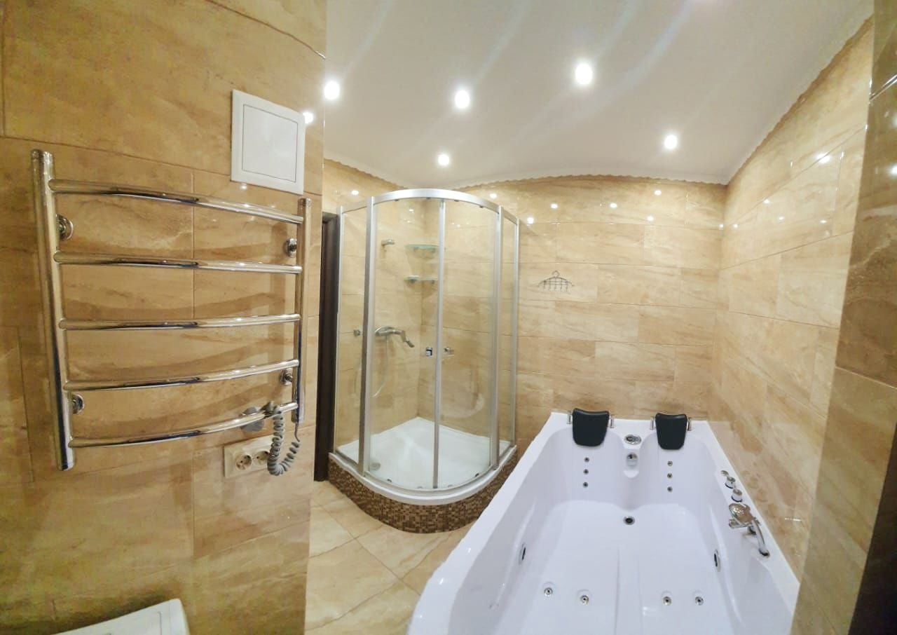 Продаж 3-кімнатної квартири 80 м², Ірпінська вул., 2