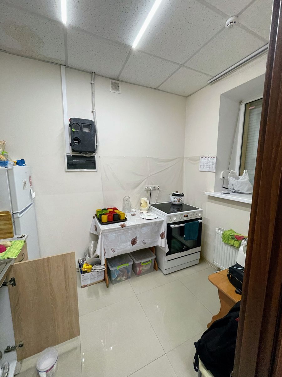 Продажа офиса 165 м², Варненская ул.