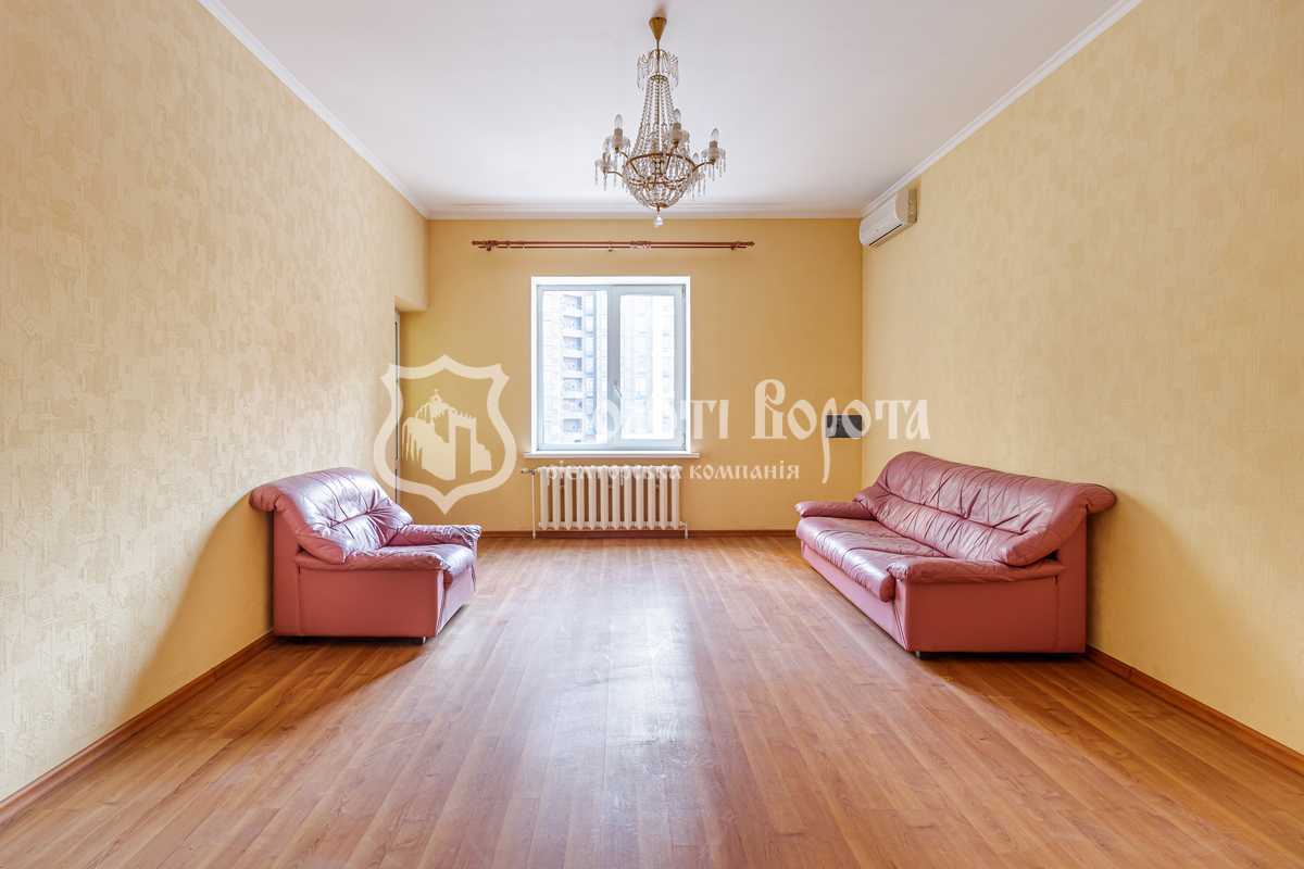 Продажа 2-комнатной квартиры 84 м², Дмитриевская ул., 69