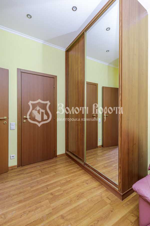 Продажа 2-комнатной квартиры 84 м², Дмитриевская ул., 69