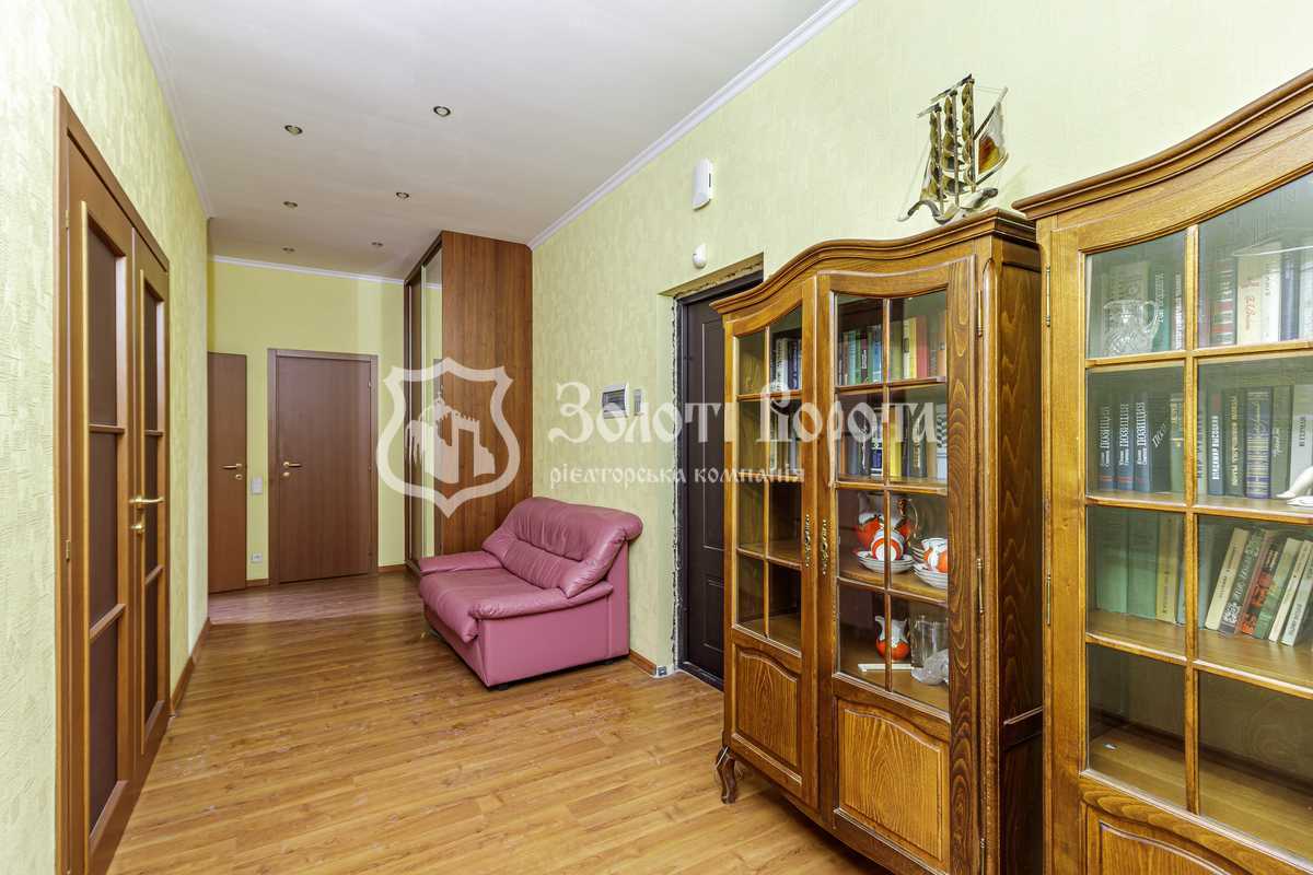 Продажа 2-комнатной квартиры 84 м², Дмитриевская ул., 69