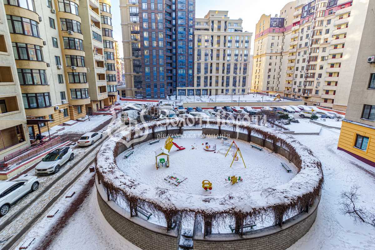 Продажа 2-комнатной квартиры 84 м², Дмитриевская ул., 69