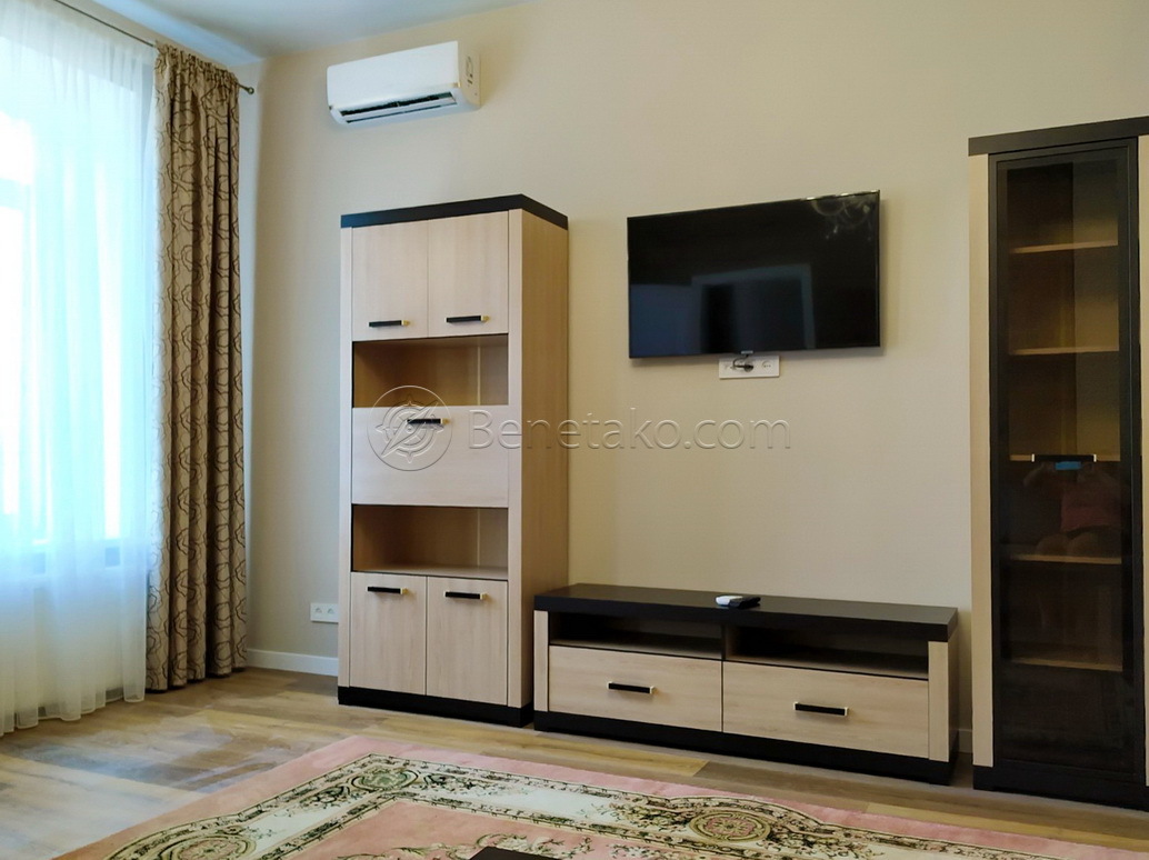 Аренда 3-комнатной квартиры 71 м², Сеченова пер., 3