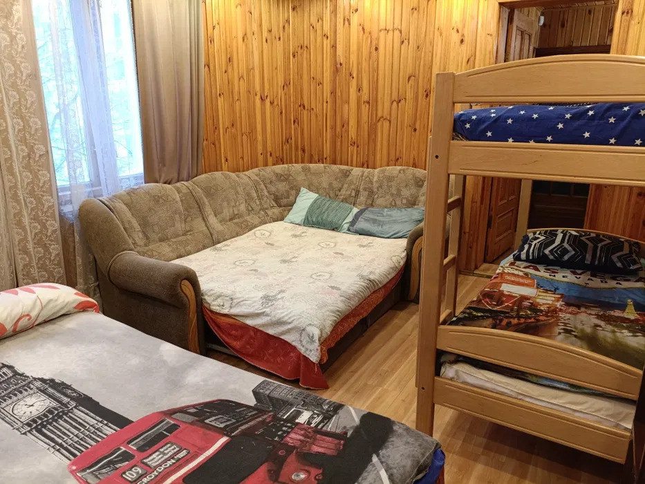 Оренда котеджу 187 м², Почайнинська вул.